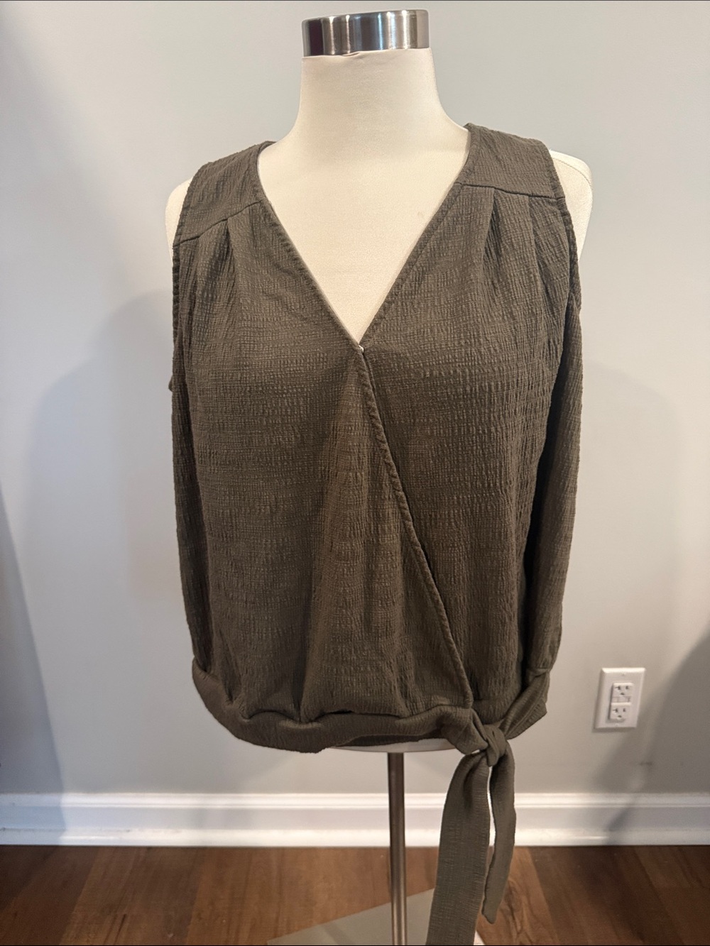 Universal Thread Olive Wrap-Front Tie Tank